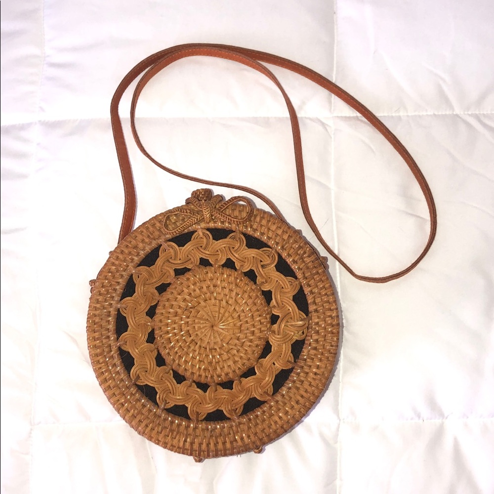 Fun Rattan Round Women’s Crossbody Purse with Leather Strap Cotton Lining